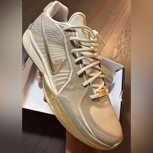 Nike Sabrina 2 NRG “Rattan/Metallic Gold-Khaki”